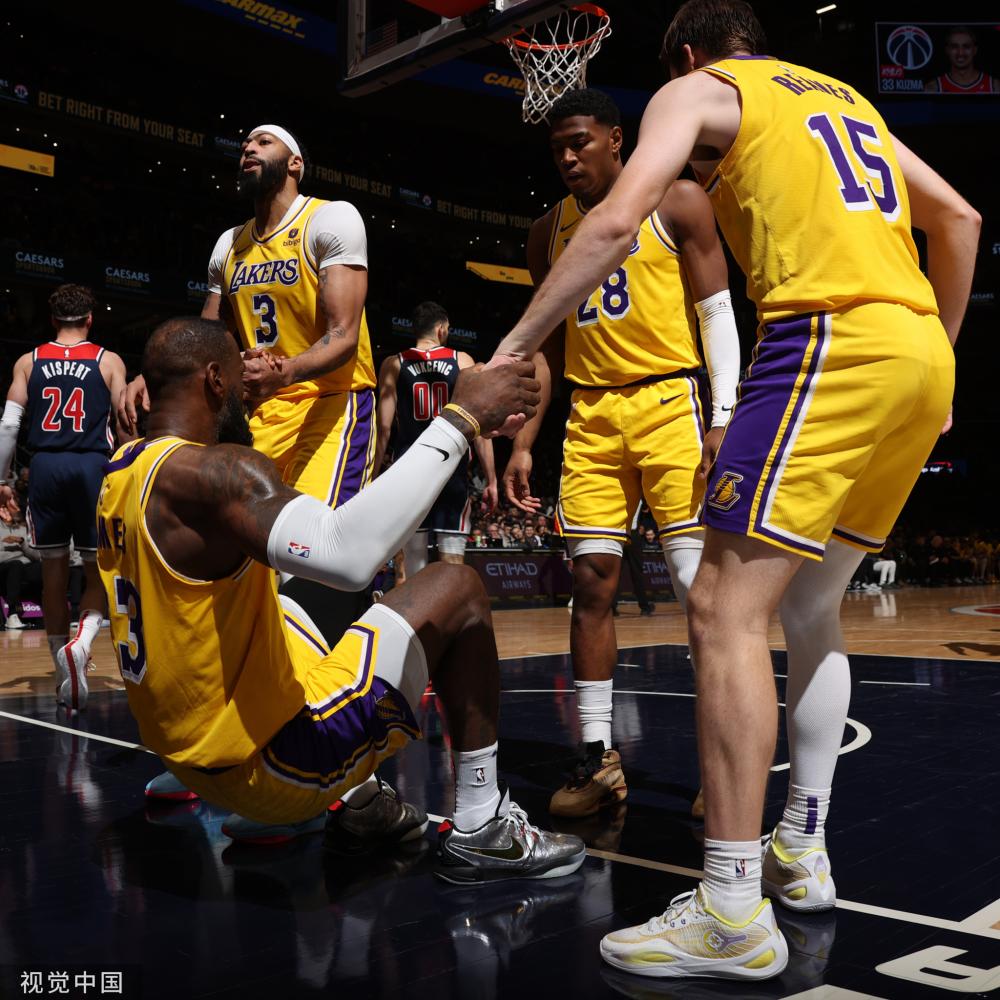 赛场上及赛 赛场上及赛