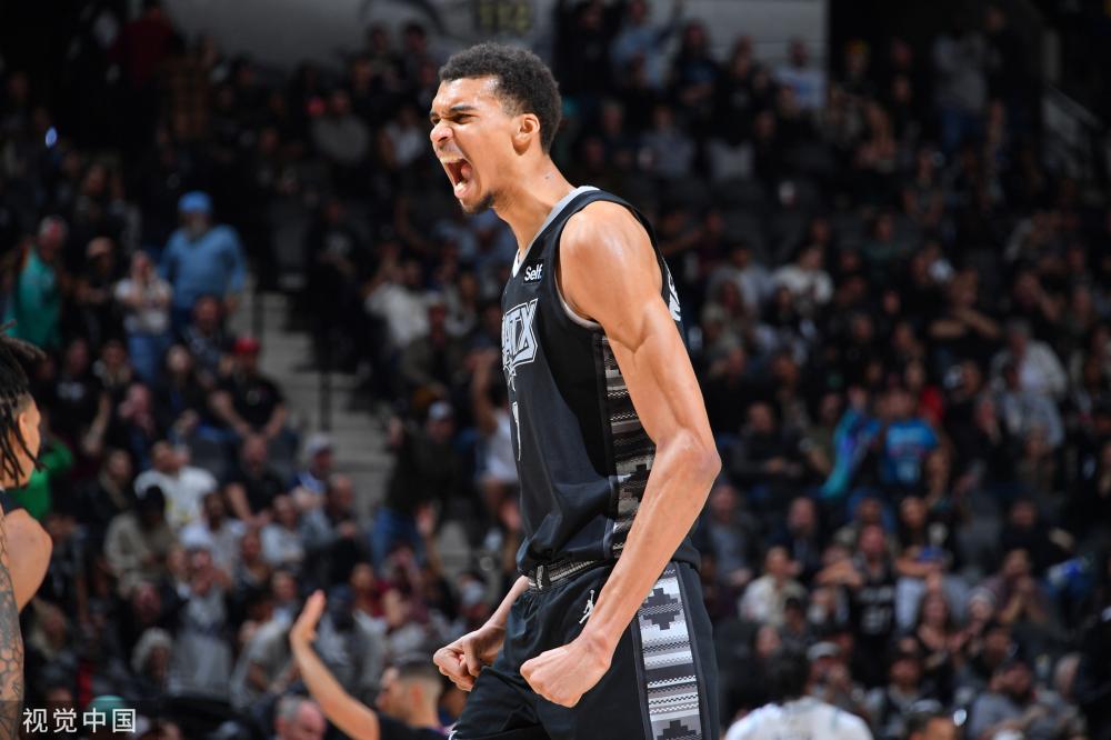 冠军的豪门 冠军的豪门