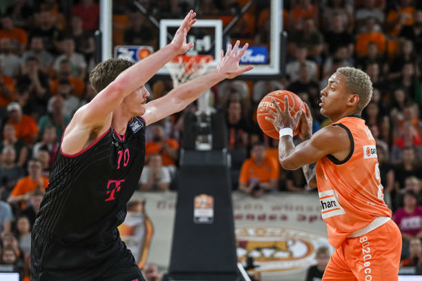 联赛竞争升 联赛竞争升