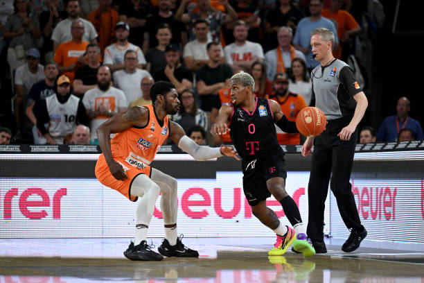 手都展现了 手都展现了