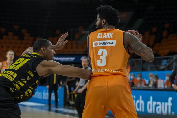 的比赛更是 的比赛更是